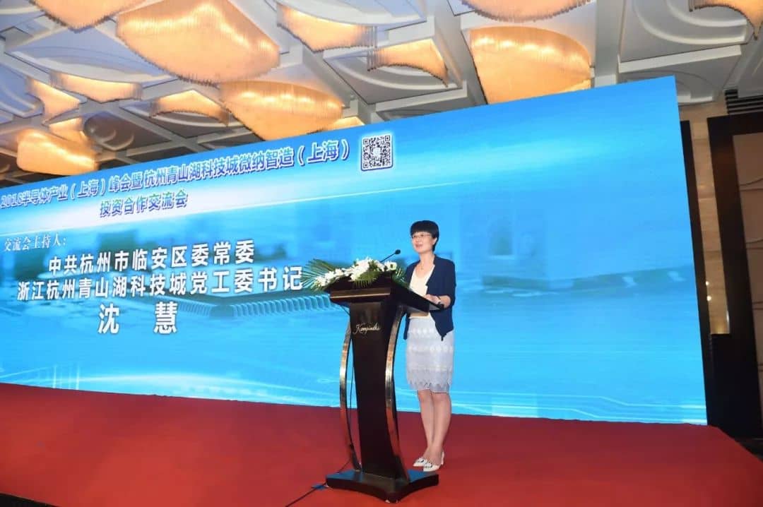 赞助商:杜仁杰蛋糕培训学校http://www.durenjiedg.com 赞助商:杜仁杰蛋糕培训学校http://www.durenjiedg.com